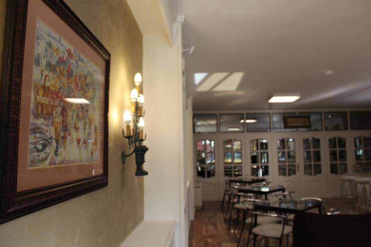 Hotel Alda A Boira Jaca Exterior photo
