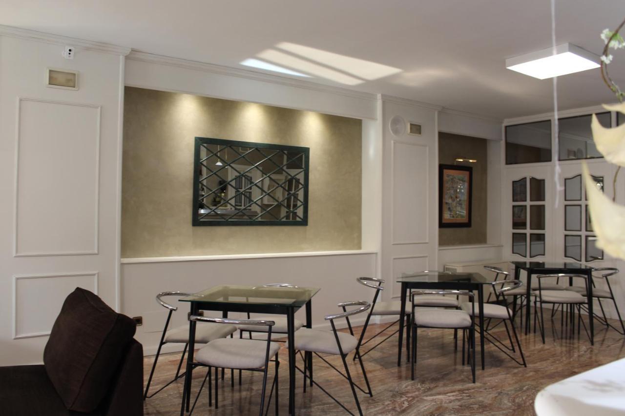 Hotel Alda A Boira Jaca Exterior photo