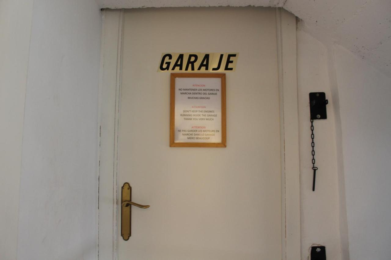 Hotel Alda A Boira Jaca Exterior photo