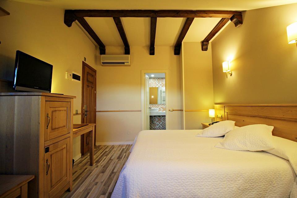 Hotel Alda A Boira Jaca Exterior photo