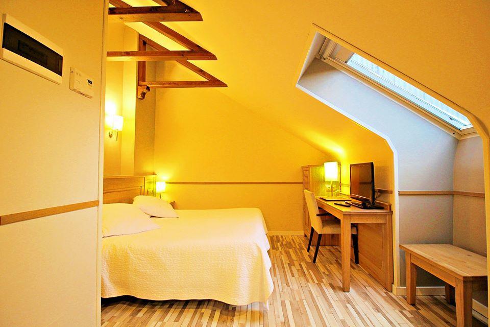 Hotel Alda A Boira Jaca Exterior photo